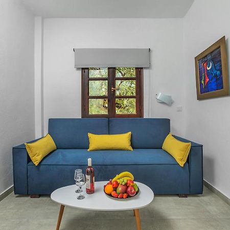 Eleon Suites Afitos Afytos Exterior foto
