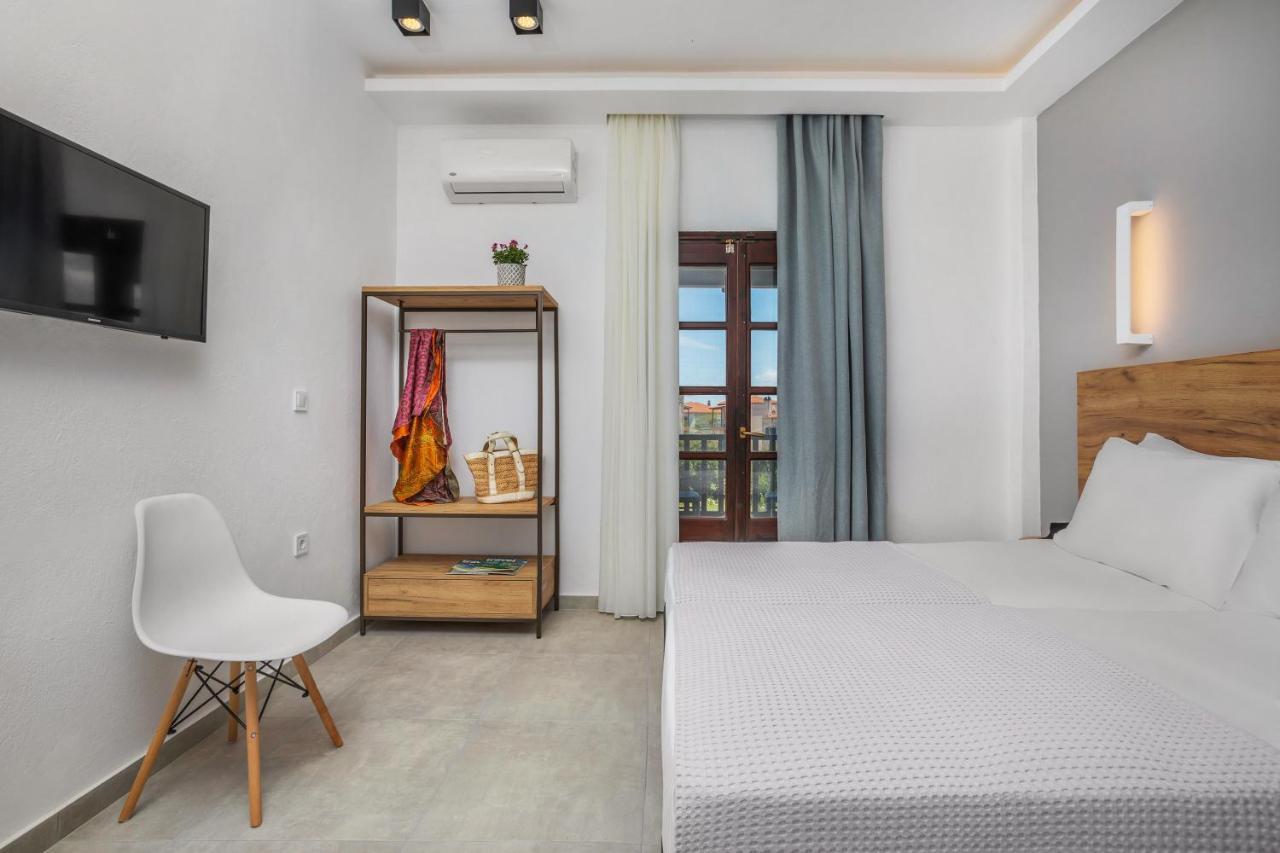 Eleon Suites Afitos Afytos Exterior foto